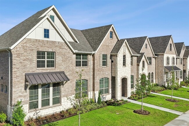 Building Photo - 7043 Granbury Ln