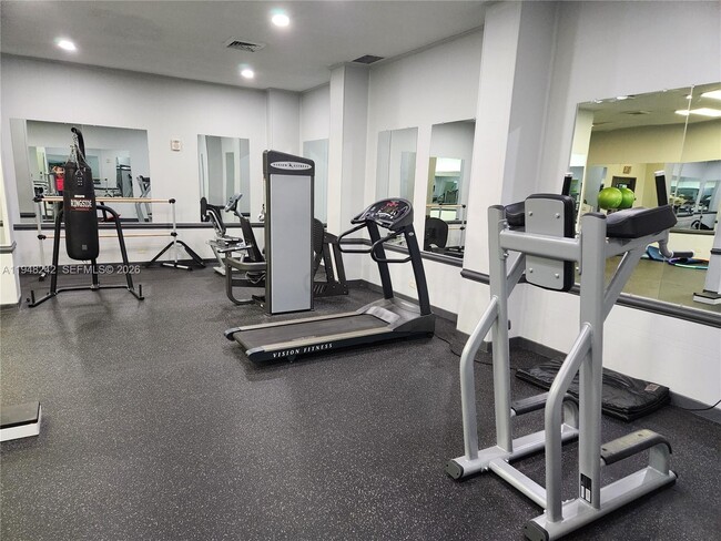 Building Photo - 251 174th St