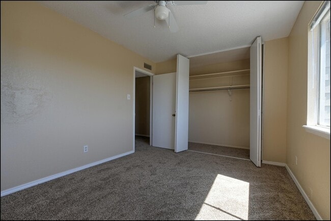 Building Photo - 6951 Alto Rey Ave