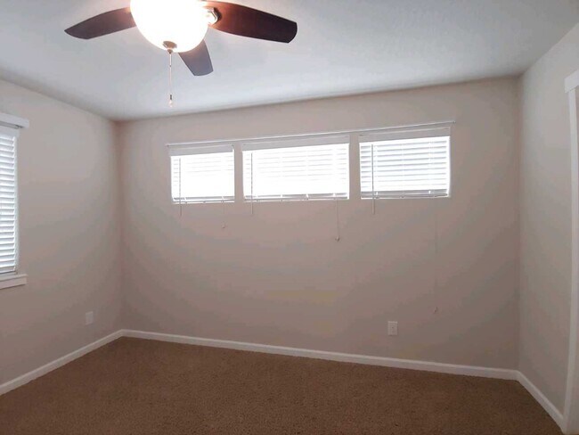 Building Photo - 1826 N Meyers Rd