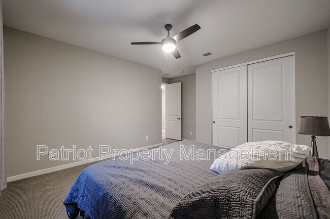 Building Photo - 4593 Bush Bean Way