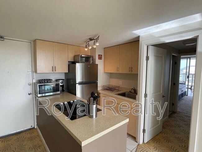 Building Photo - 445 Seaside Ave