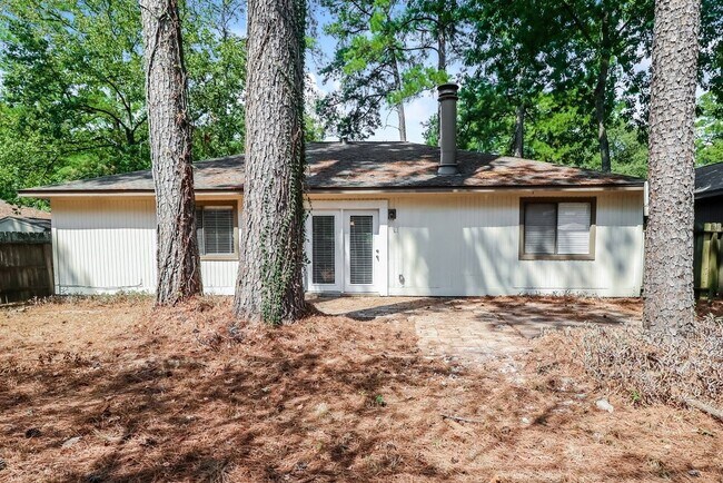 Building Photo - 84 Fallshire Dr