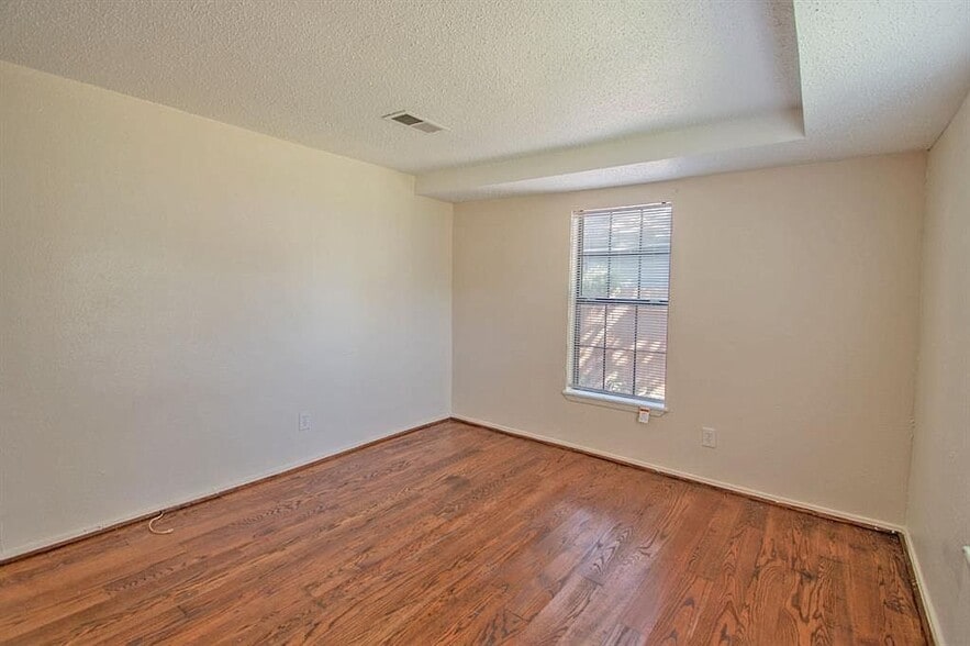 Building Photo - 4127 Opal Ave