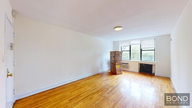 Building Photo - 238 E 36th St