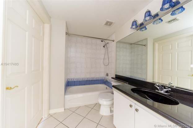 Building Photo - 3500 Coral Wy