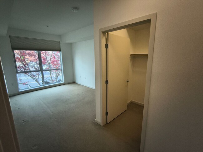 Building Photo - $500 MOVE IN SPECIAL!!! LUXURY 2 BEDROOM CONDO IN DOWNTOWN WALNUT CREEK, CA!