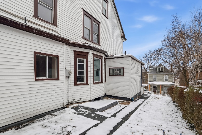 Building Photo - 105 Elmont St