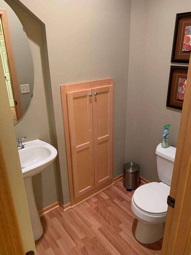 Building Photo - 11775 Vermillion St NE