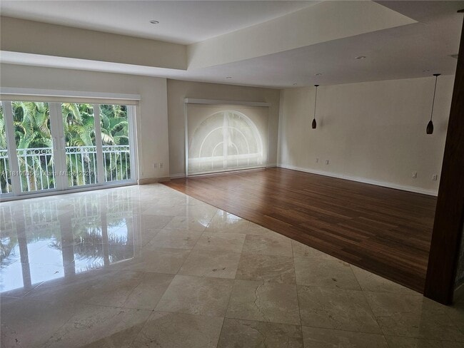 Building Photo - 4501 NW 93rd Doral Ct