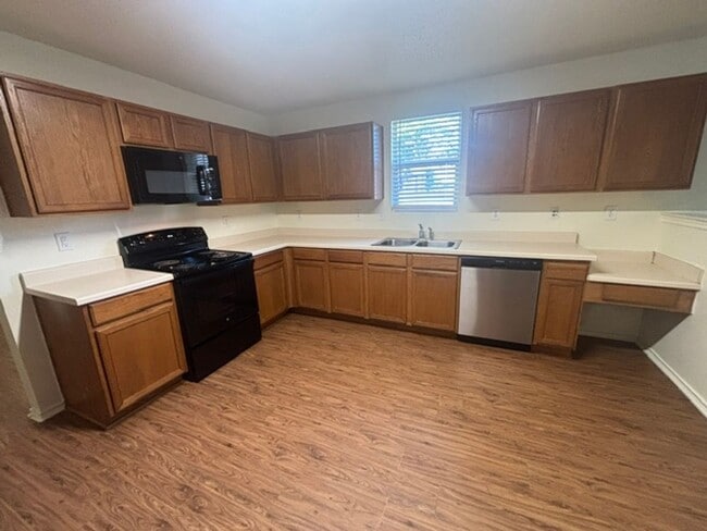 Building Photo - Beautiful Single Story Home in Eagle Mtn Saginaw Area