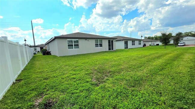 Building Photo - 706 Alta Vista Ct