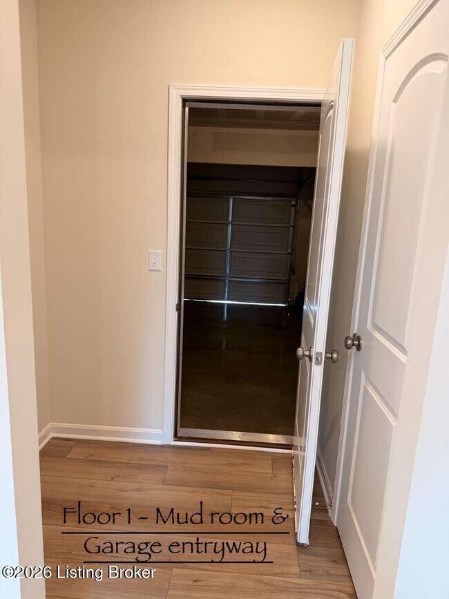 Building Photo - 2019 Lyndon Green Cir