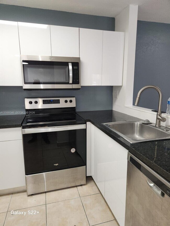 Building Photo - 15540 SW 80th St