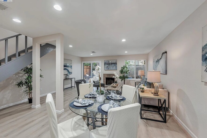 Building Photo - 7516 Silvertree Ln