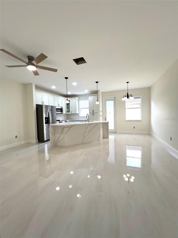 Building Photo - 14547 Pleach St