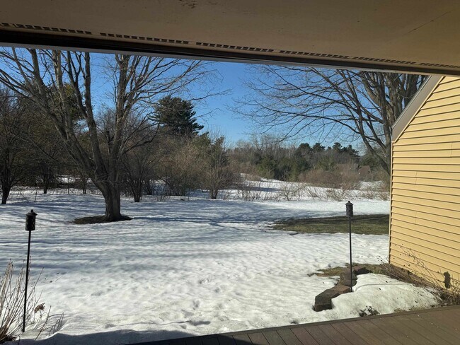 Building Photo - 9 Savage Ct