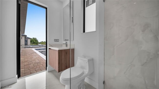 Building Photo - 1713 NW 2nd St