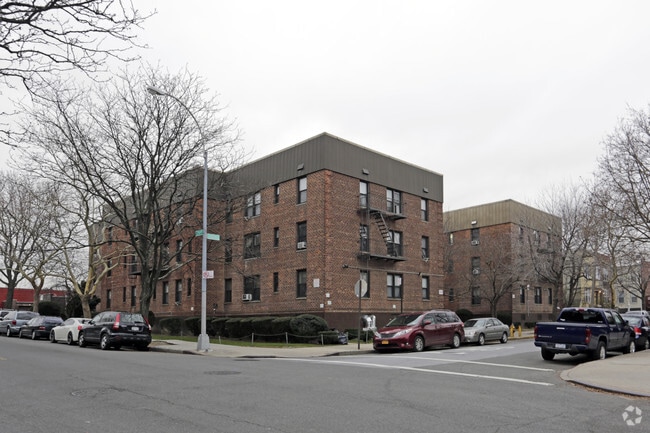 Primary Photo - Astoria Terrace Gardens