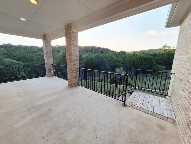 Building Photo - 1221 Brasano Pl