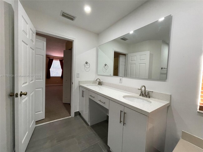 Building Photo - 17768 SW 28th St