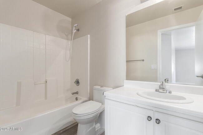 Building Photo - 15820 W Monroe St