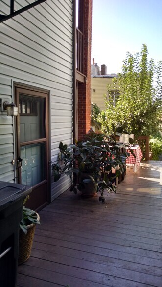 Building Photo - 438 Taylor St
