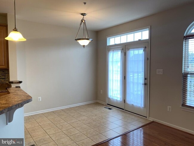 Building Photo - 2816 Admiral Ridge Rd