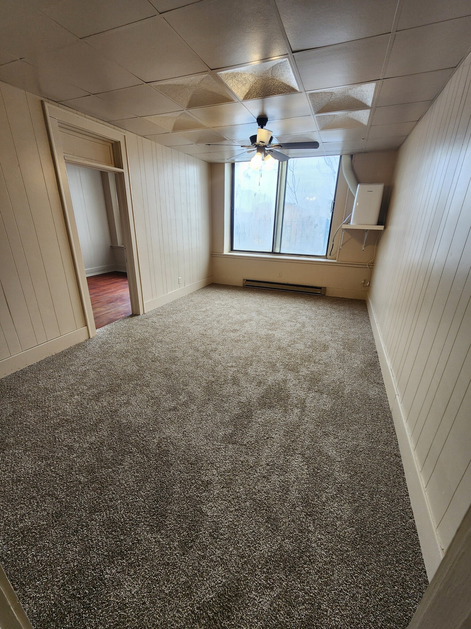 Building Photo - 321 N Main St