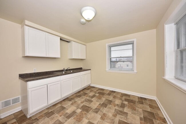 Building Photo - 3806 N 52nd St