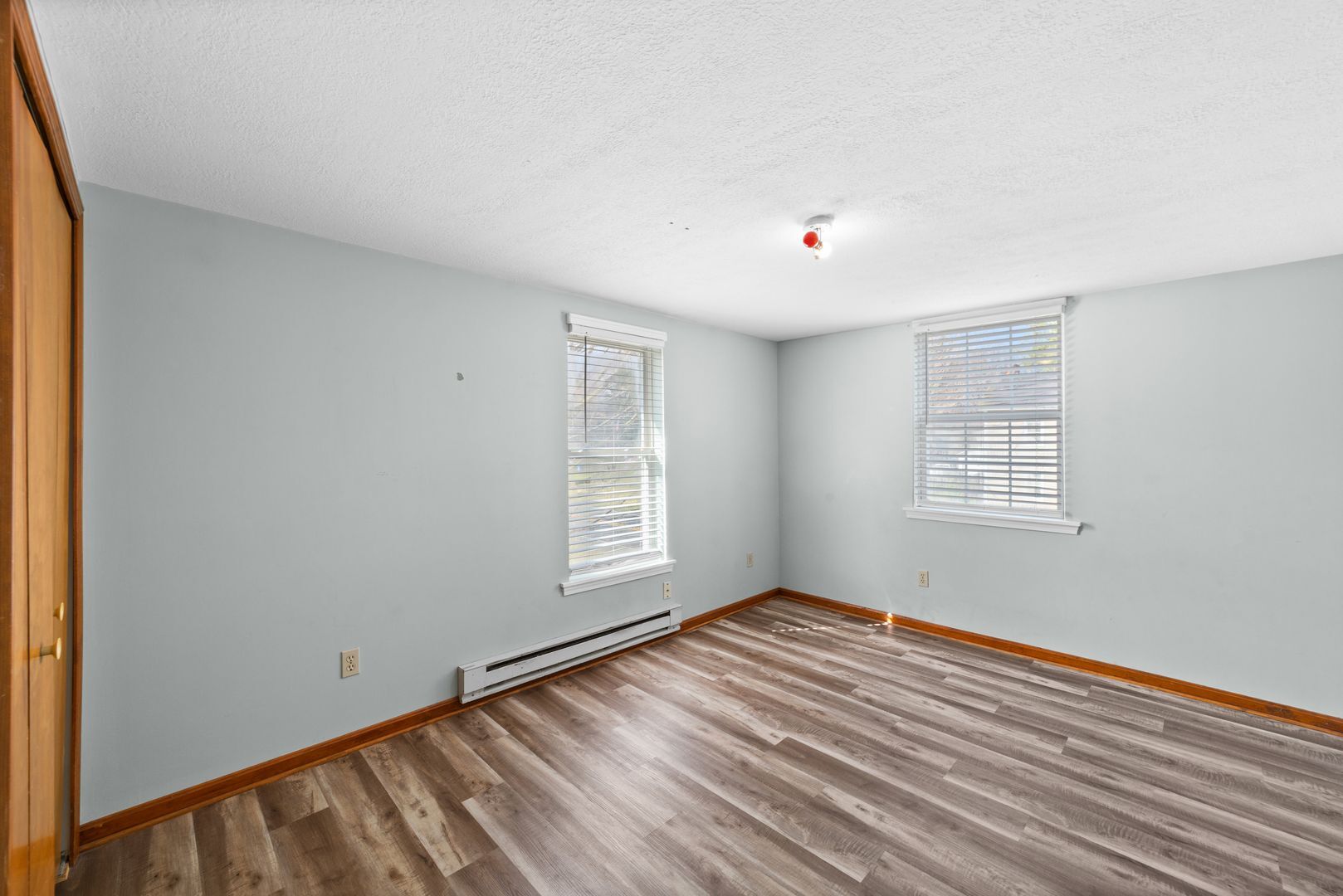 Building Photo - 6256 Wayland Rd