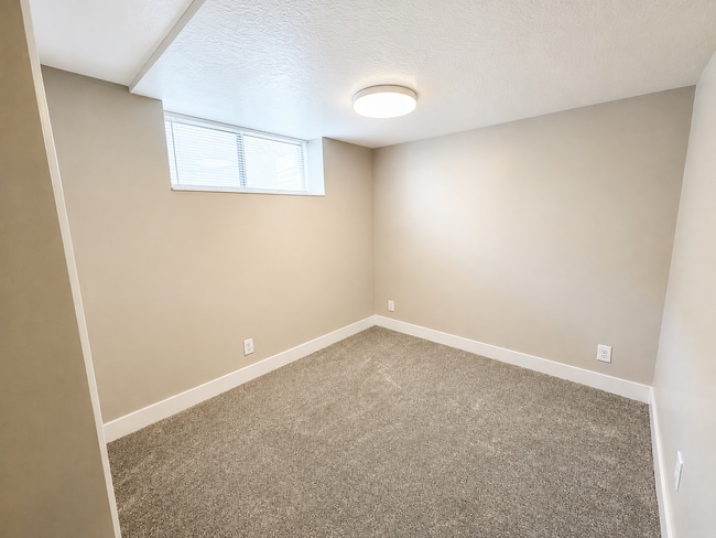 Building Photo - Spacious 4-Bedroom, 2-Bath Home with Updated Interior