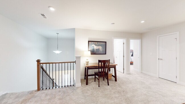 Building Photo - 3 bed, 2.5 bath Townhouse with 2 car garage AVAILABLE Soon  in Mooresville