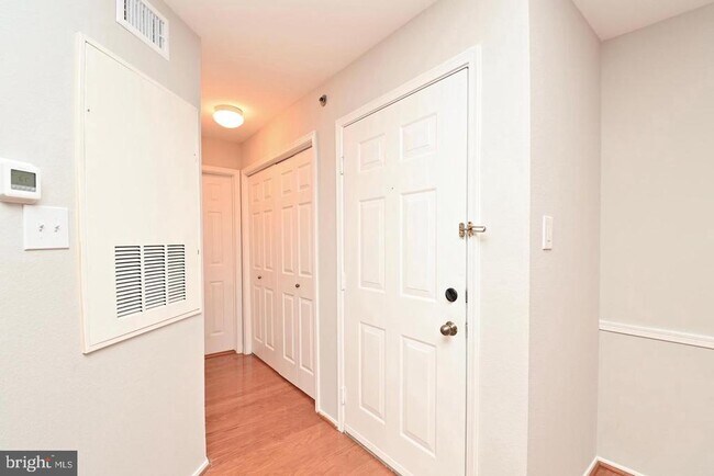Building Photo - 3315 Wyndham Cir