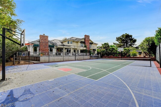 Building Photo - 7001 Alamitos Cir