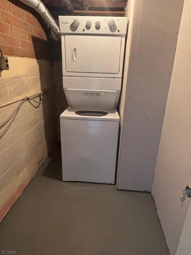 Building Photo - 20 N 13th St