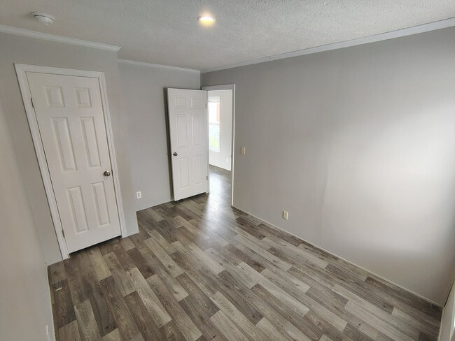 Building Photo - 5149 Tokay Dr