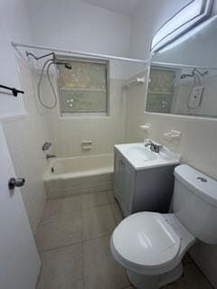 Building Photo - 230 SE 4th Ave