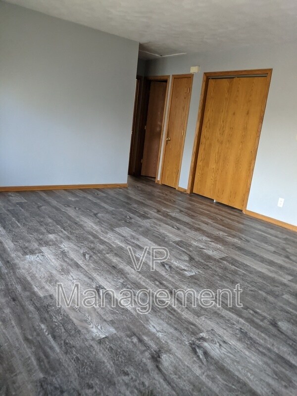 Building Photo - 2607 Diehn Ave