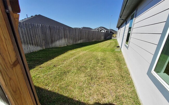 Building Photo - 31731 Hallington Hl Ln