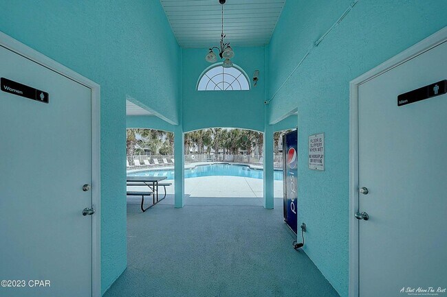 Building Photo - 2 bedroom home in Palm Cove Community