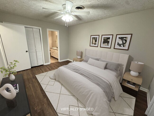 Building Photo - 158 VFW Dr