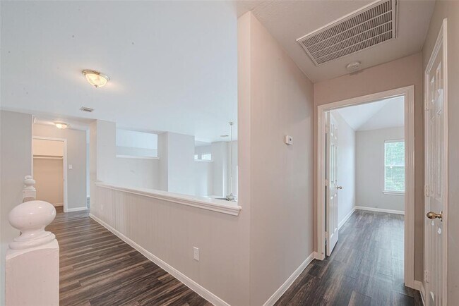 Building Photo - 4707 Brookside Ct