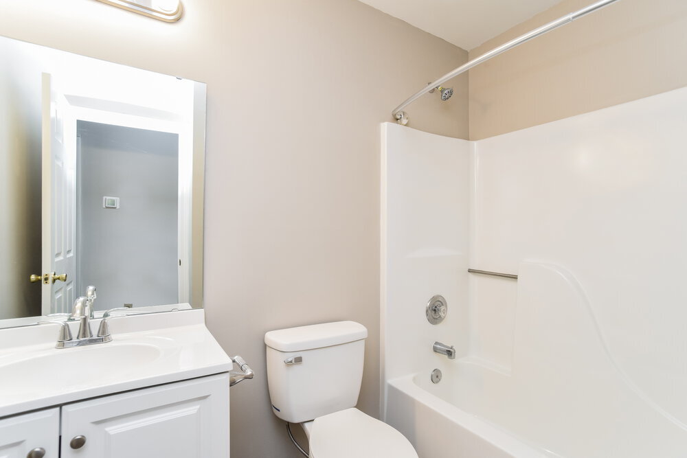 Building Photo - 5003 Jade Ct