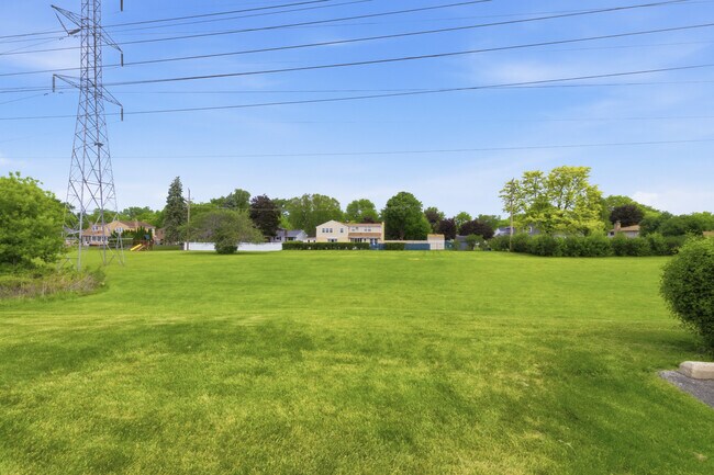 Building Photo - 224 E Rimini Ct