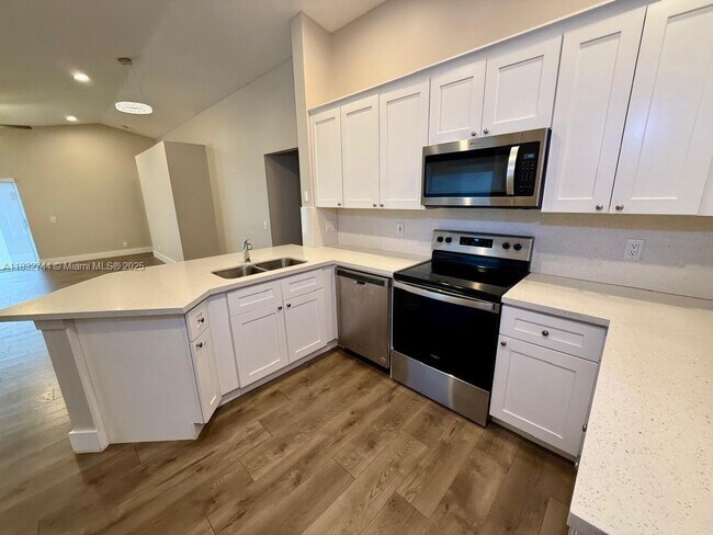 Building Photo - 4280 Ironwood Ct