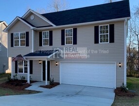 Building Photo - 3916 Mountainridge Dr