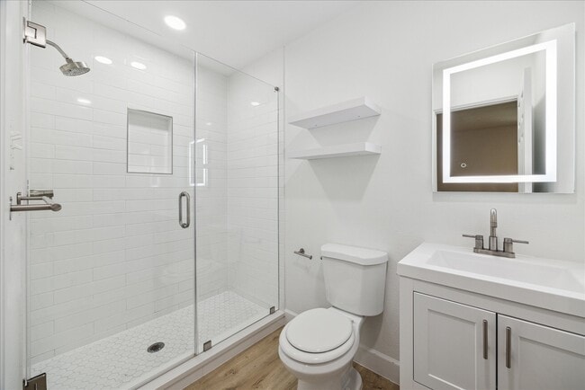 Building Photo - 1419 Laird St