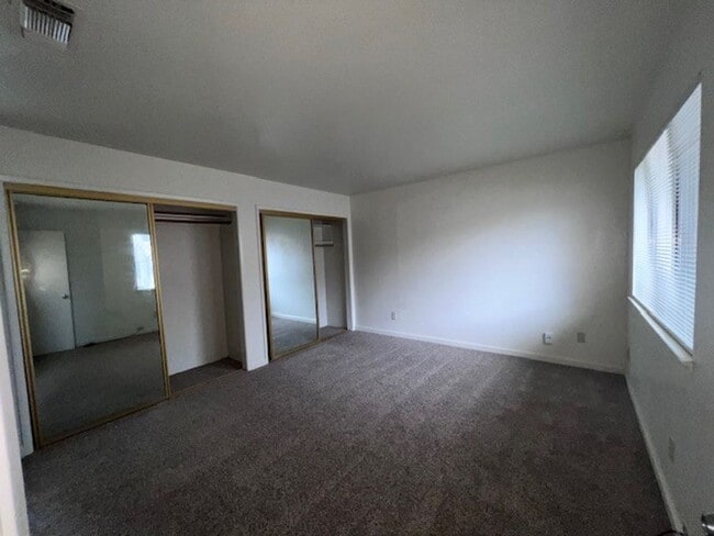 Building Photo - 4344003/41T