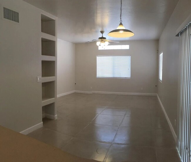 Building Photo - Pre-Leasing for September!